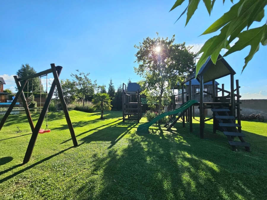 5 Bedroom Property for Sale in Grimbeeck Park North West